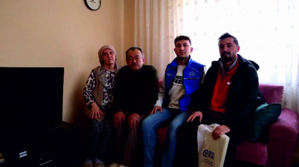 Şuhut Gençlik Merkezi’nden  Depremzedelere Destek Ziyareti