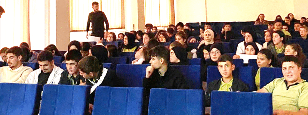 ŞUHUT MYO’DA LİSELİLERE KONFERANS