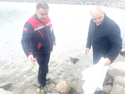 Afyon’da 13 İlçedeki 39 Göl ve Gölete 798 Bin Sazan Yavrusu Bırakıldı