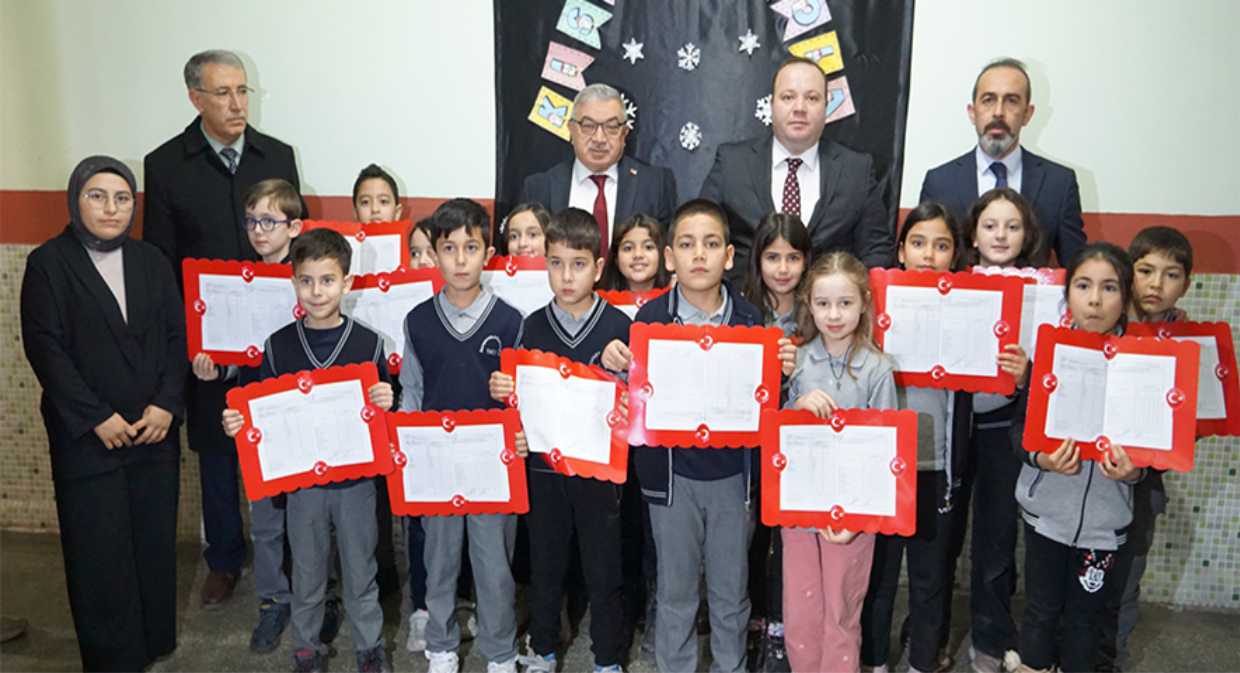 Şuhut’ta Karne Sevinci Yaşandı