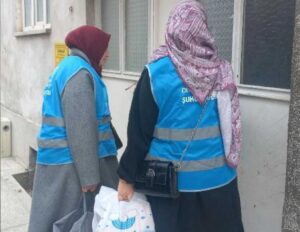 TDV Şuhut Şubesi’nden Gönülleri Isıtan Bayram Desteği
