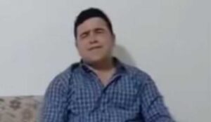 Şuhutlu İbrahim Karakoç’un Yanık Sesi Dinleyenleri Büyülüyor