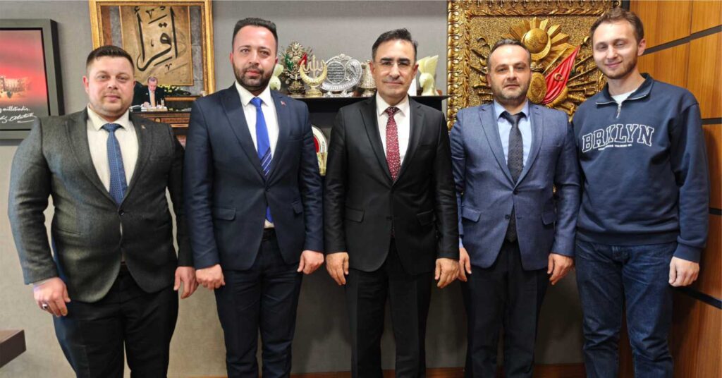 AK PARTİ ŞUHUT TEŞKİLATINDAN MİLLETVEKİLİ ARSLAN’A ZİYARET