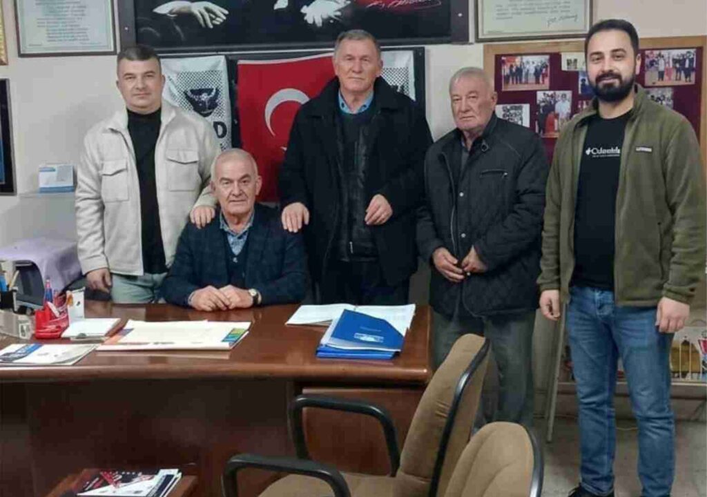 ATATÜRKÇÜ DÜŞÜNCE DERNEĞİ ŞUHUT ŞUBESİ İLK TOPLANTISINI GERÇEKLEŞTİRDİ