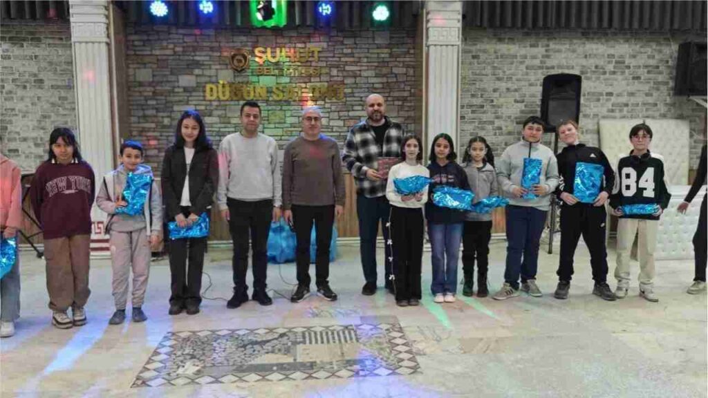 Şuhut’ta Geleneksel İftar Buluşması: Kurtuluş İhsan Küçükarslan Ortaokulu’ndan Anlamlı Program