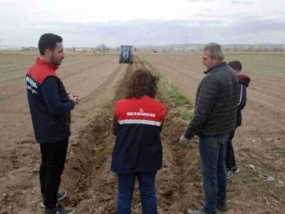 Afyon’da Patates Ekim Sezonu Başladı: “Toprağın Bereketini Üreticinin Emeğiyle Koruyoruz”