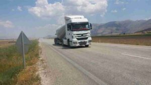 ÇAY – KARAADİLLİ DUBLE YOLUNUN YAPIMINA BAŞLANIYOR