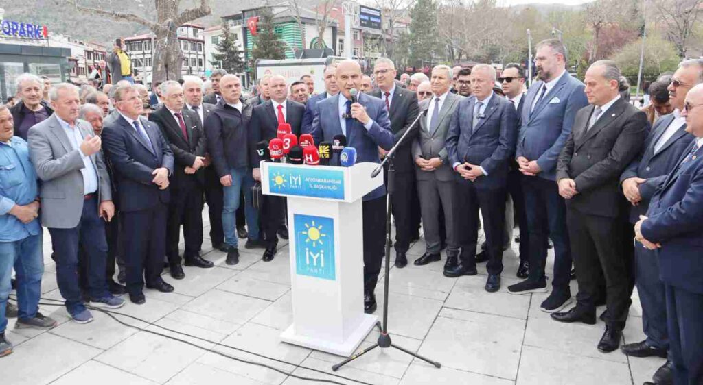 İYİ Parti Afyonkarahisar’da Sahaya İndi: “Sorunların Takipçisi Olacağız”