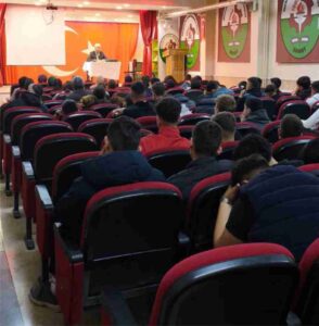 Şuhut İlçe Müftülüğü’nden Gençlere Kardeşlik ve Dayanışma Bilinci Semineri