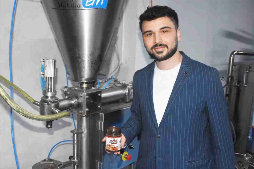 Şuhut’ta Genç Girişimci Başardı :Devlet Desteğiyle Çikolatayı Dünyaya Taşıdı
