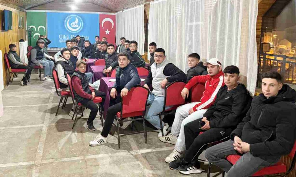 Şuhut Ülkü Ocakları’nda Haftalık İstişare Toplantısı Gerçekleştirildi