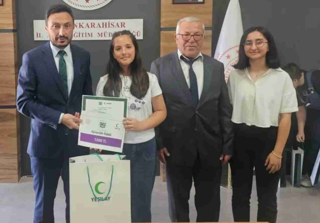 Şuhutlu Öğrencilerden Büyük Başarı: Yeşilay Yarışmasında İki İl Birinciliği