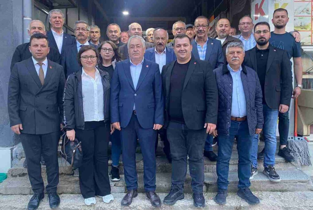 CHP Şuhut İlçe Başkanlığı’nda Bayramlaşma ve Festival Buluşması