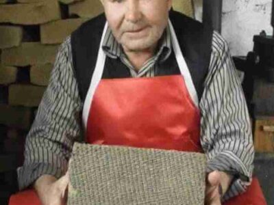 ŞUHUT ÇARŞISI’NIN EMEKTARLARINDAN HAŞHAŞÇI BEKİR ARABACI SON YOLCULUĞUNA UĞURLANDI