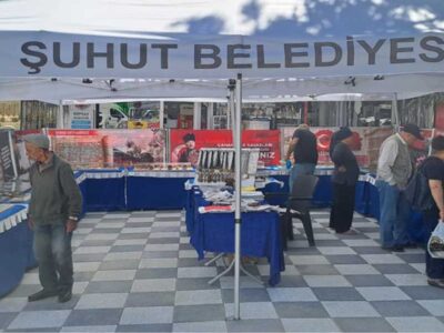 ÇANAKKALE SAVAŞLARI GEZİCİ MÜZE SERGİSİ ŞUHUT’TA ZİYARETE AÇILDI