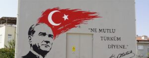 ŞUHUT’TA TRAFO BİNALARI SANATLA YENİDEN HAYAT BULDU